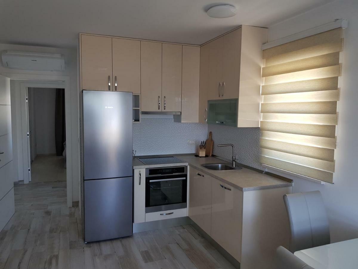 Apartmani Marella Donji Seget Dış mekan fotoğraf
