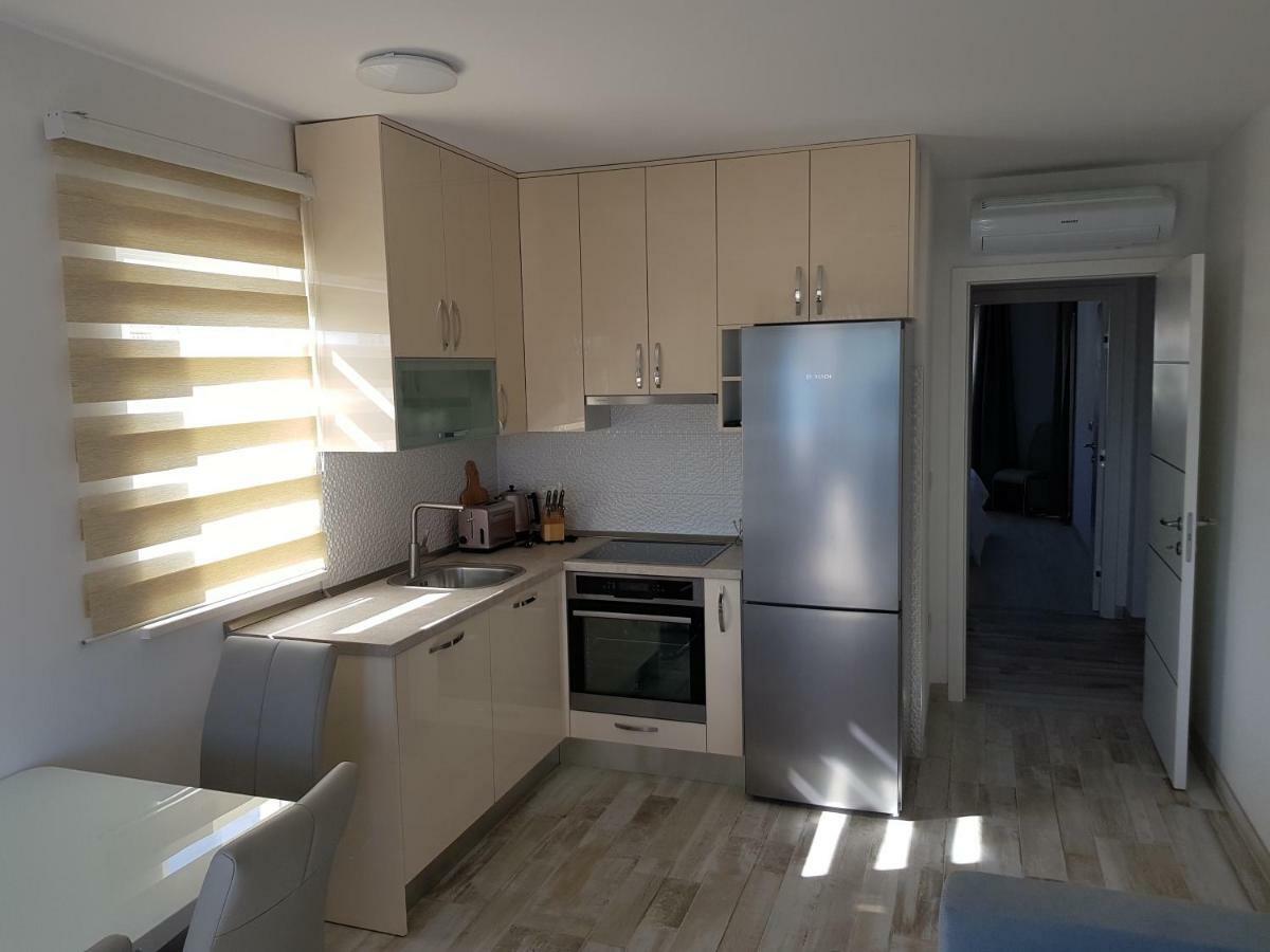 Apartmani Marella Donji Seget Dış mekan fotoğraf