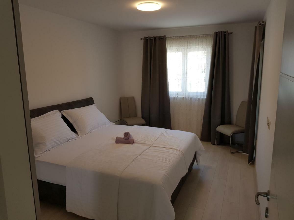 Apartmani Marella Donji Seget Dış mekan fotoğraf